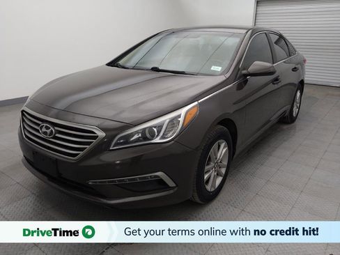 Used 2015 Hyundai Sonata SE image 1
