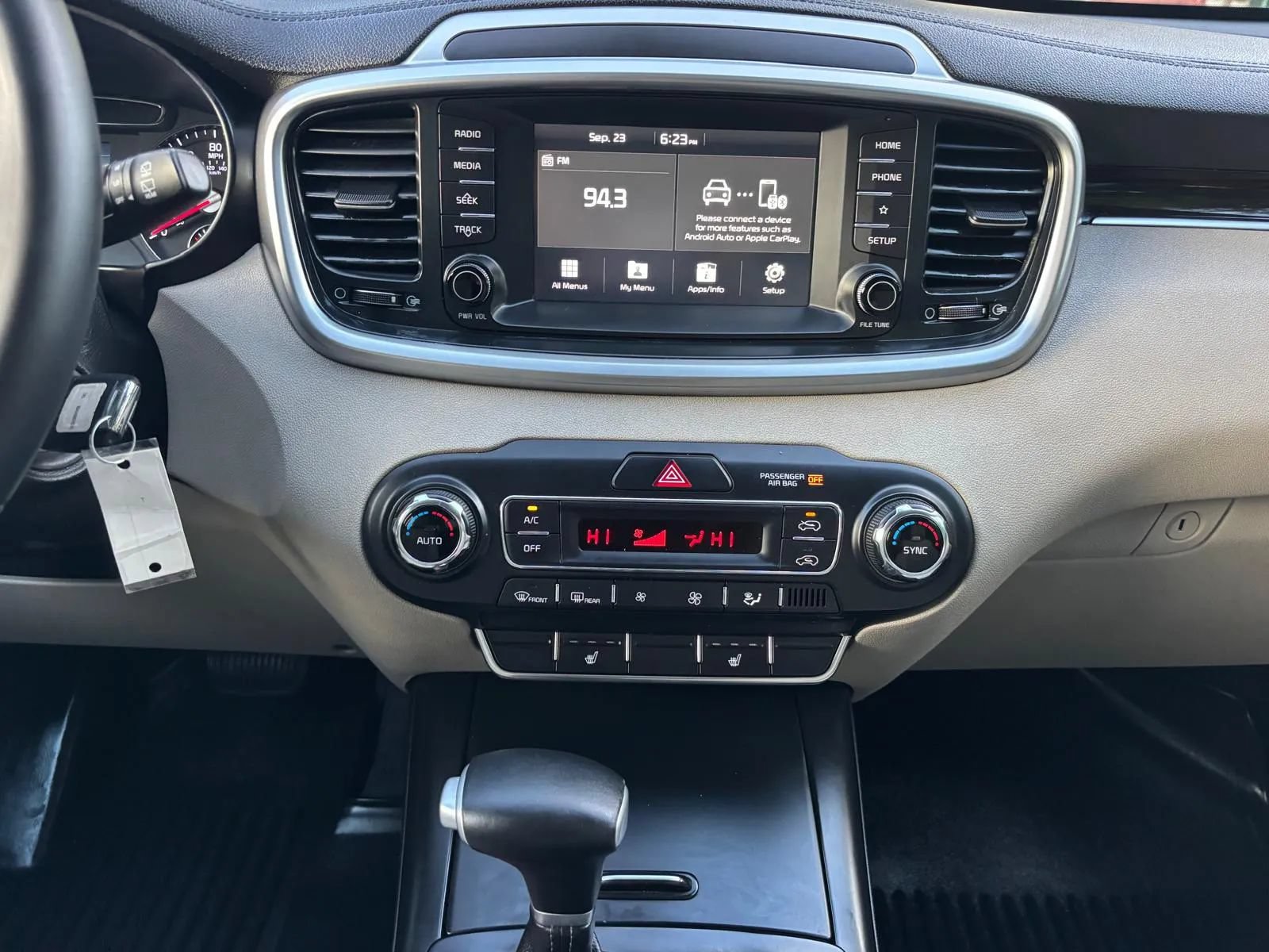 Used 2020 Kia Sorento LX w/ LX I4 Convenience Package FWD image 18