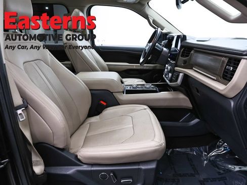 Used 2023 Ford Expedition Max Limited AWD/4WD image 29