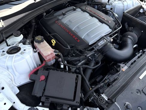 Used 2022 Chevrolet Camaro SS RWD image 46
