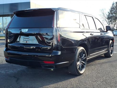 Used 2021 Cadillac Escalade ESV Sport w/ Driver Assist Tech Package image 3