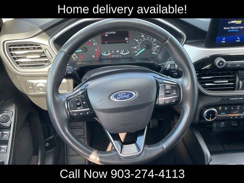 Used 2022 Ford Escape SEL image 15