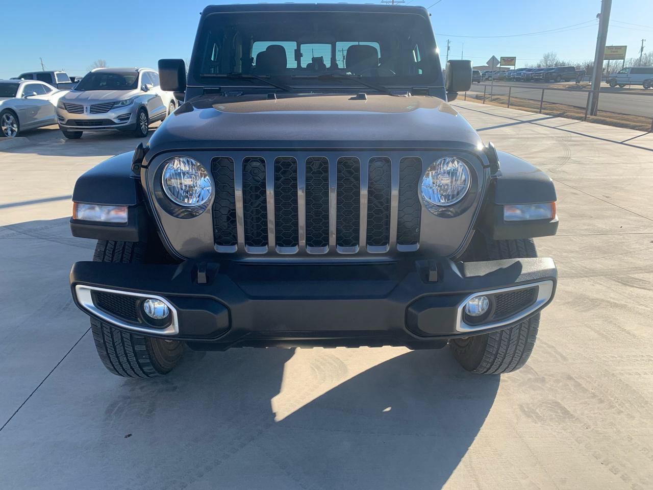 Used 2022 Jeep Gladiator Sport AWD/4WD image 7