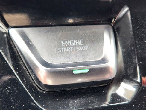 Used 2024 GMC Sierra 1500 Denali image 18