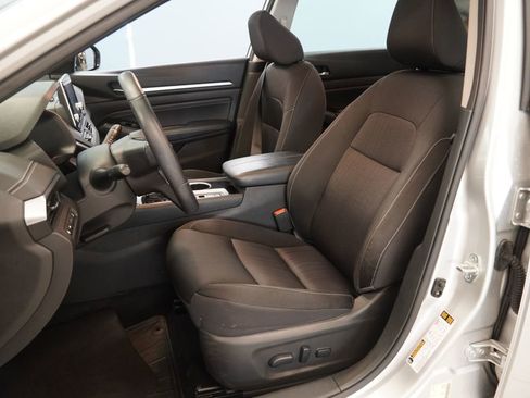 Used 2020 Nissan Altima 2.5 SV AWD/4WD image 4