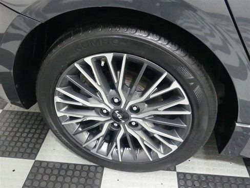 Used 2023 Kia Forte GT-Line w/ GT-Line Premium Package FWD image 17