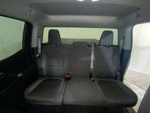 Used 2022 Chevrolet Silverado 1500 LT AWD/4WD image 14