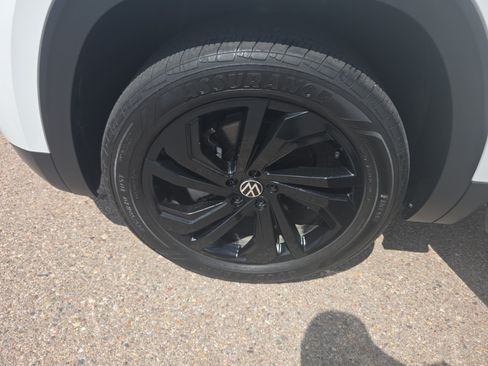Used 2022 Volkswagen Atlas SE AWD/4WD image 26