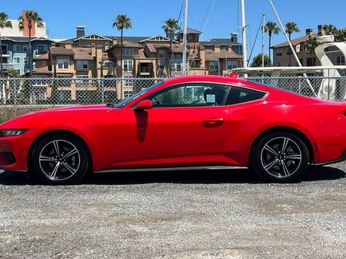Used 2024 Ford Mustang Premium RWD image 7