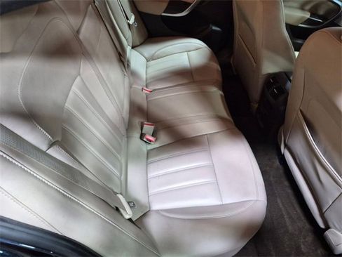 Certified 2013 Buick Regal Premium image 28