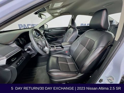 Used 2023 Nissan Altima 2.5 SR FWD image 13