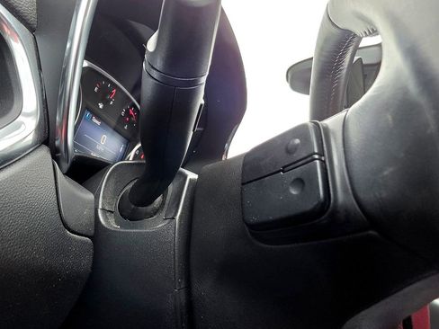 Used 2021 Chevrolet Equinox LT AWD/4WD image 23