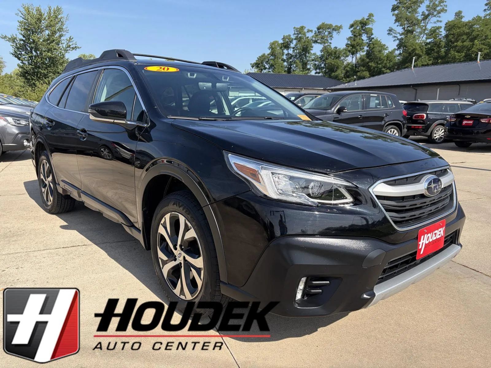 Used 2020 Subaru Outback Limited w/ Popular Package #2 AWD/4WD image 1