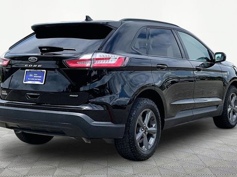 Certified 2023 Ford Edge SEL w/ Sport Appearance Package AWD/4WD image 2