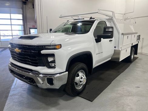 New 2025 Chevrolet Silverado 3500 W/T w/ WT Convenience Package image 3