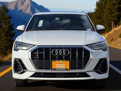 Used 2024 Audi Q3 2.0T Premium image 3