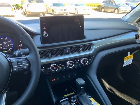 New 2026 Acura Integra image 6