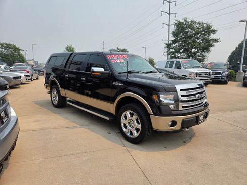 Used 2014 Ford F150 Lariat w/ Lariat Chrome Package AWD/4WD image 3
