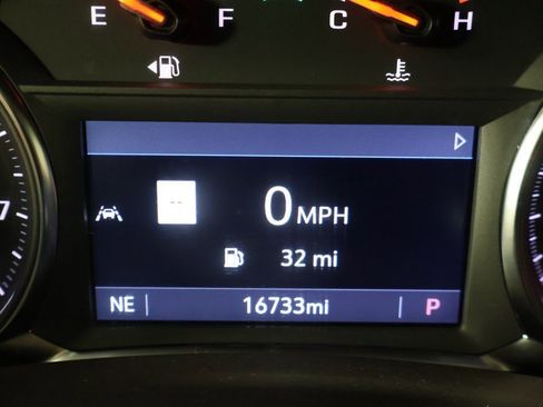 Used 2024 GMC Terrain AT4 w/ Infotainment Package II image 41