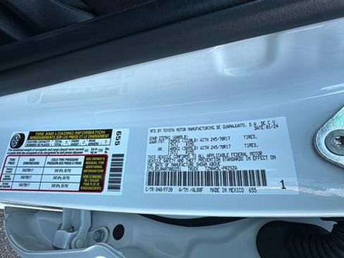 Used 2024 Toyota Tacoma SR5 AWD/4WD image 41