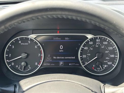 Used 2021 Nissan Sentra SV FWD image 24