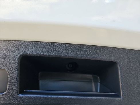 New 2026 Chevrolet Equinox LT image 13