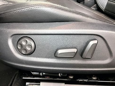 Used 2014 Volkswagen CC Sport FWD image 28