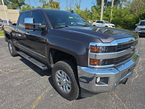 Used 2015 Chevrolet Silverado 2500 LTZ w/ Duramax Plus Package AWD/4WD image 2