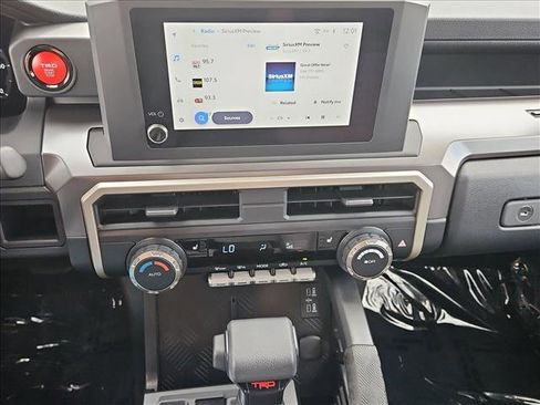 Used 2025 Toyota Tacoma TRD Off-Road image 14