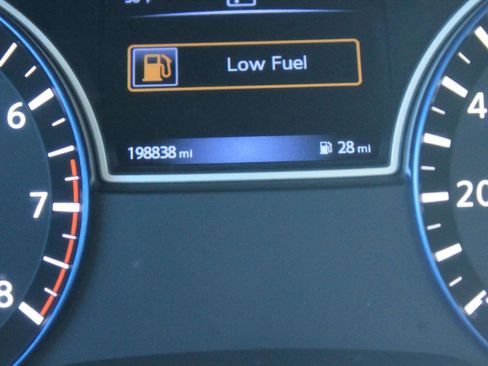 Used 2017 Nissan Altima 2.5 SR image 8