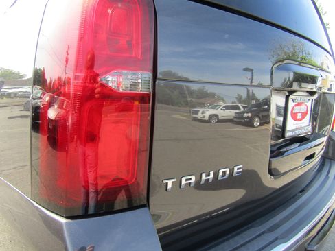 Used 2017 Chevrolet Tahoe Premier AWD/4WD image 11