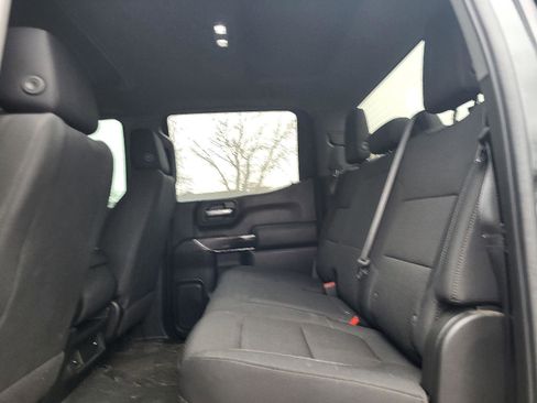 Used 2021 Chevrolet Silverado 1500 Custom Trail Boss w/ Midnight Edition image 10