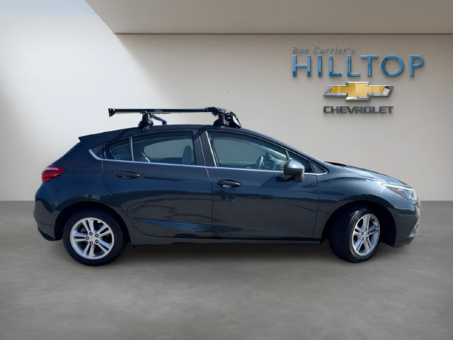 Used 2018 Chevrolet Cruze LT FWD image 3