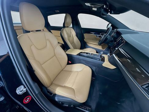 Used 2018 Volvo S90 T5 Momentum w/ Momentum Plus Package FWD image 29