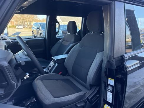 Used 2023 Ford Bronco 4-Door image 11