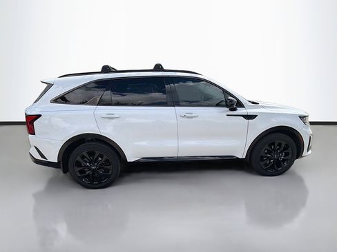 Used 2022 Kia Sorento SX image 2