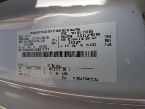 Used 2019 Ford F450 XL w/ XL Value Package image 22