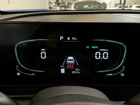 Used 2023 Kia Sportage EX AWD/4WD image 23