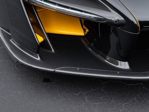 Used 2019 McLaren Senna image 15