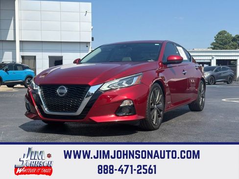 Used 2019 Nissan Altima 2.0 Edition One FWD image 1