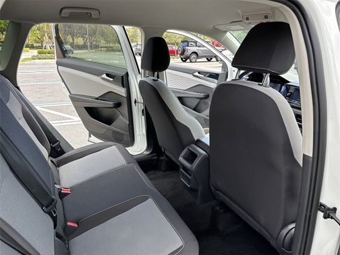 Used 2023 Volkswagen Taos S image 34