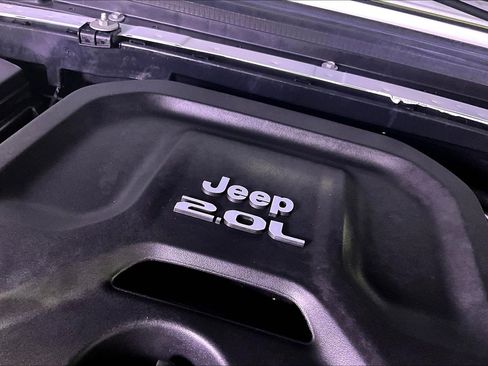 Used 2023 Jeep Wrangler Unlimited w/ Cold Weather Group AWD/4WD image 31