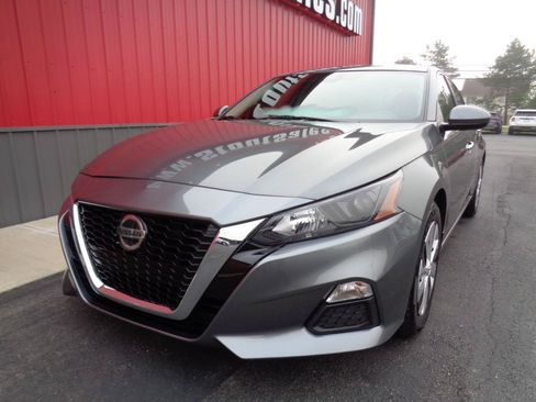 Used 2022 Nissan Altima 2.5 S FWD image 10