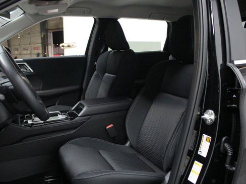 New 2025 Mitsubishi Outlander ES image 7