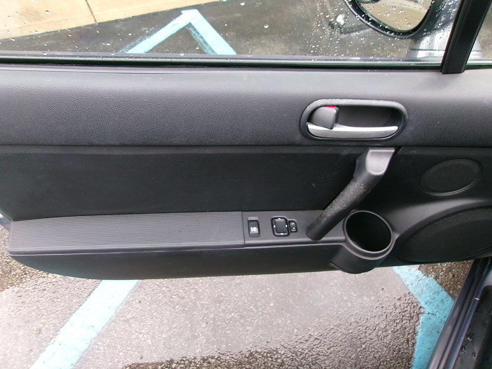 Used 2006 MAZDA MX-5 Miata Sport RWD image 14