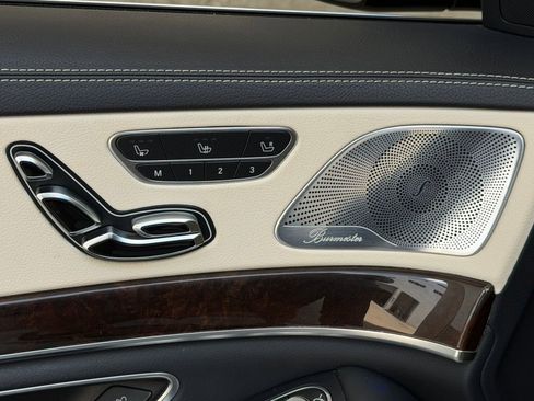 Used 2019 Mercedes-Benz S 560 Sedan image 9