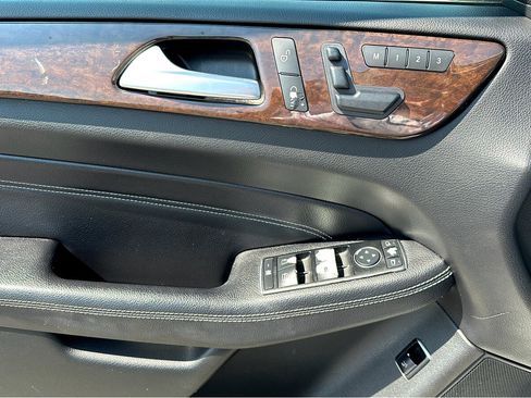 Used 2013 Mercedes-Benz ML 350 4MATIC image 18