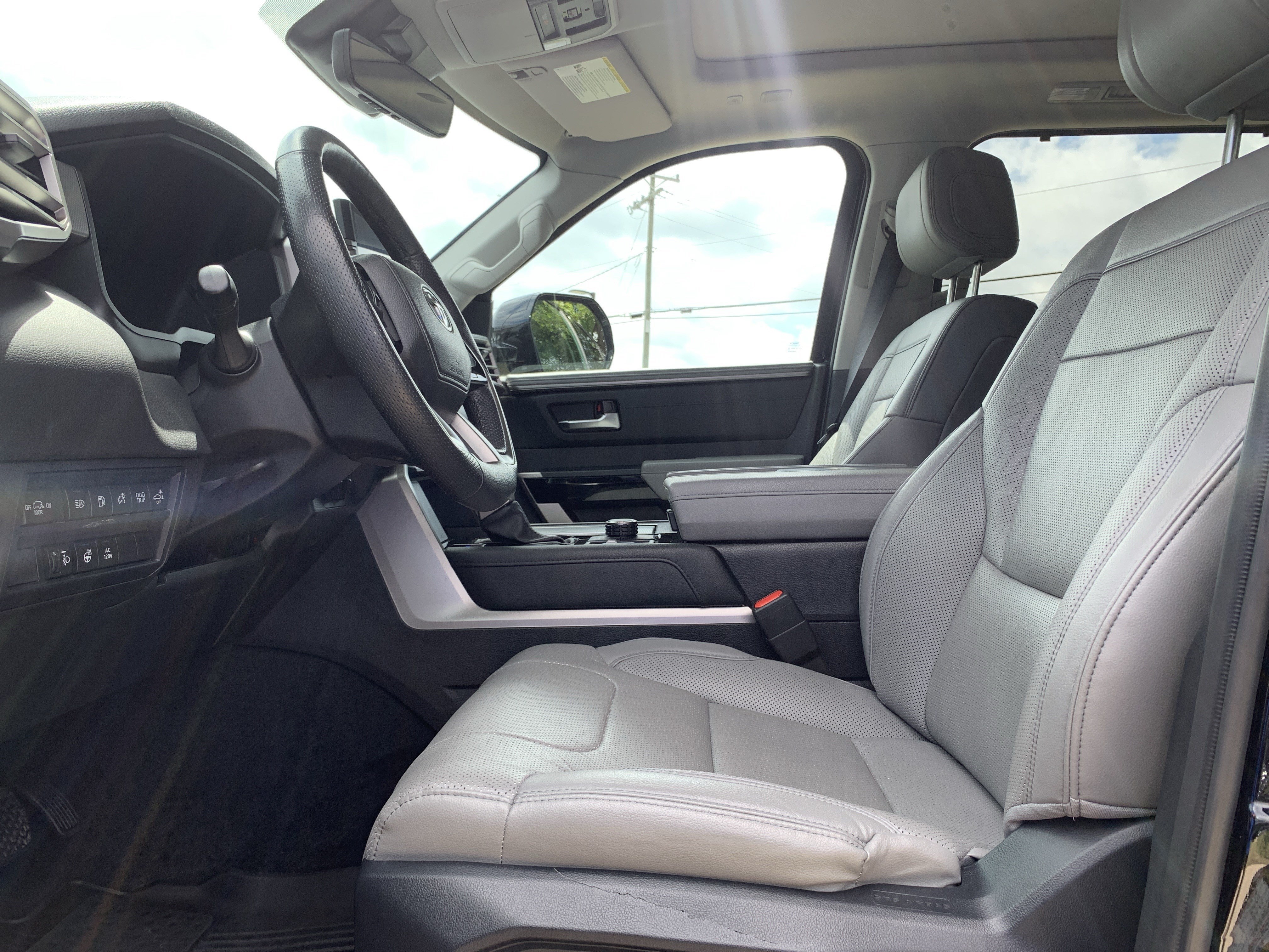 Used 2024 Toyota Sequoia Limited AWD/4WD image 16