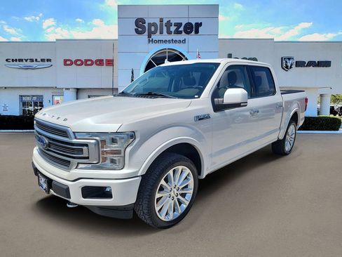 Used 2019 Ford F150 Limited w/ Trailer Tow Package image 4
