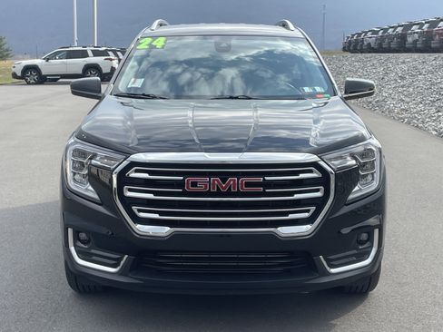Used 2024 GMC Terrain SLT image 9
